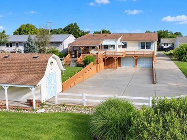 135 Highland Ave, Bellville, OH 44813