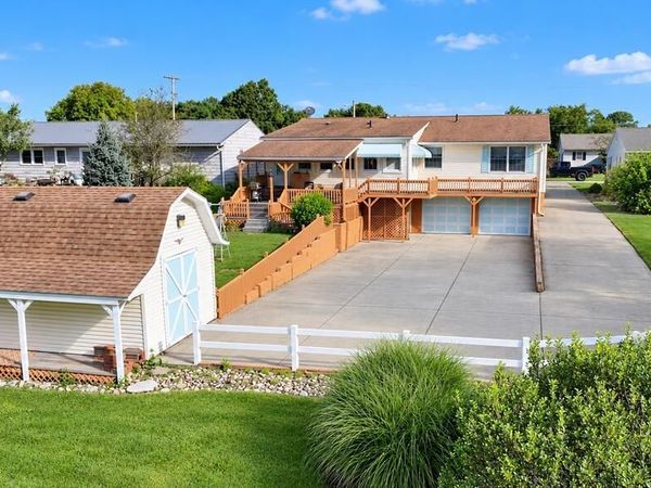 135 Highland Ave, Bellville, OH 44813