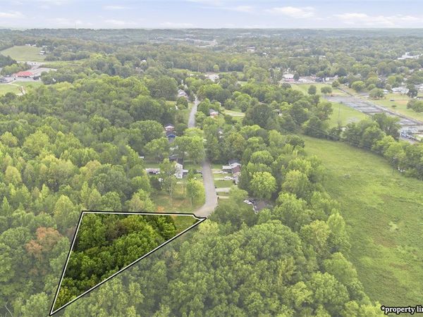 152 Harwood Street , Glasgow, KY 42141