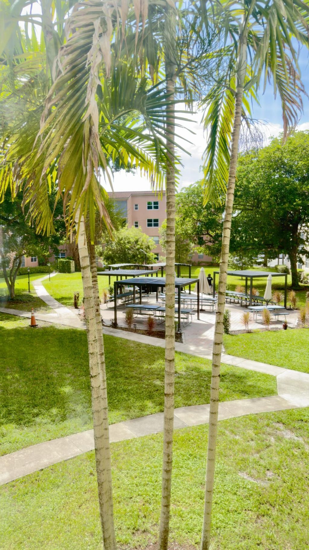 2801 Somerset Drive, Unit 201, Lauderdale Lakes, FL 33311 Photo