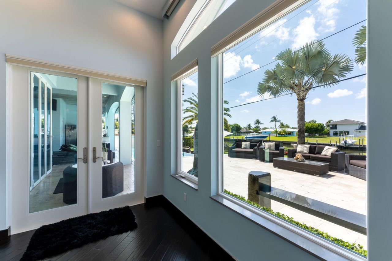 206 Arlington Road, West Palm Beach, FL 33405 Photo