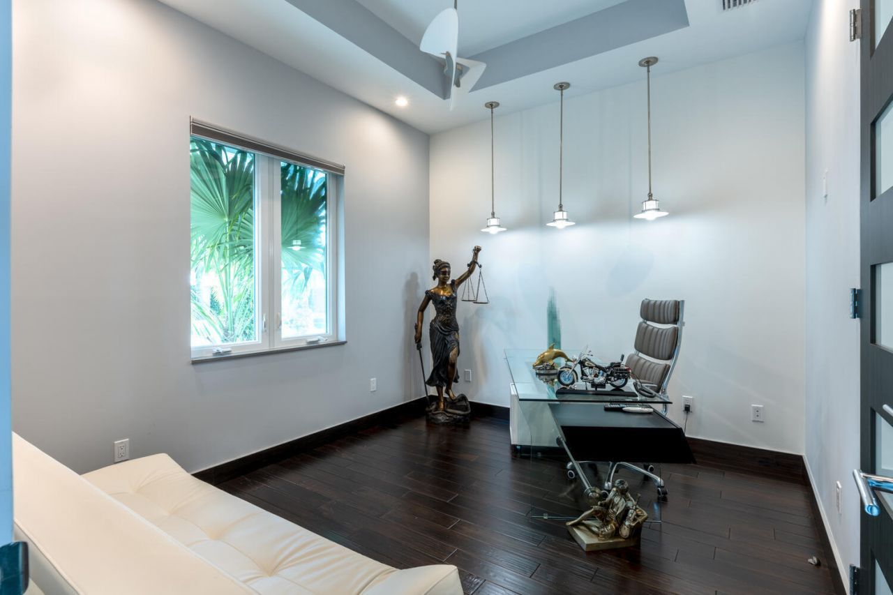 206 Arlington Road, West Palm Beach, FL 33405 Photo