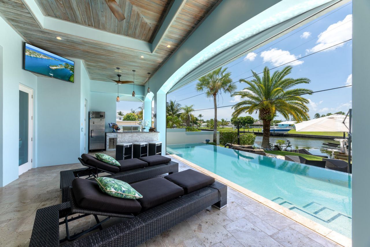 206 Arlington Road, West Palm Beach, FL 33405 Photo