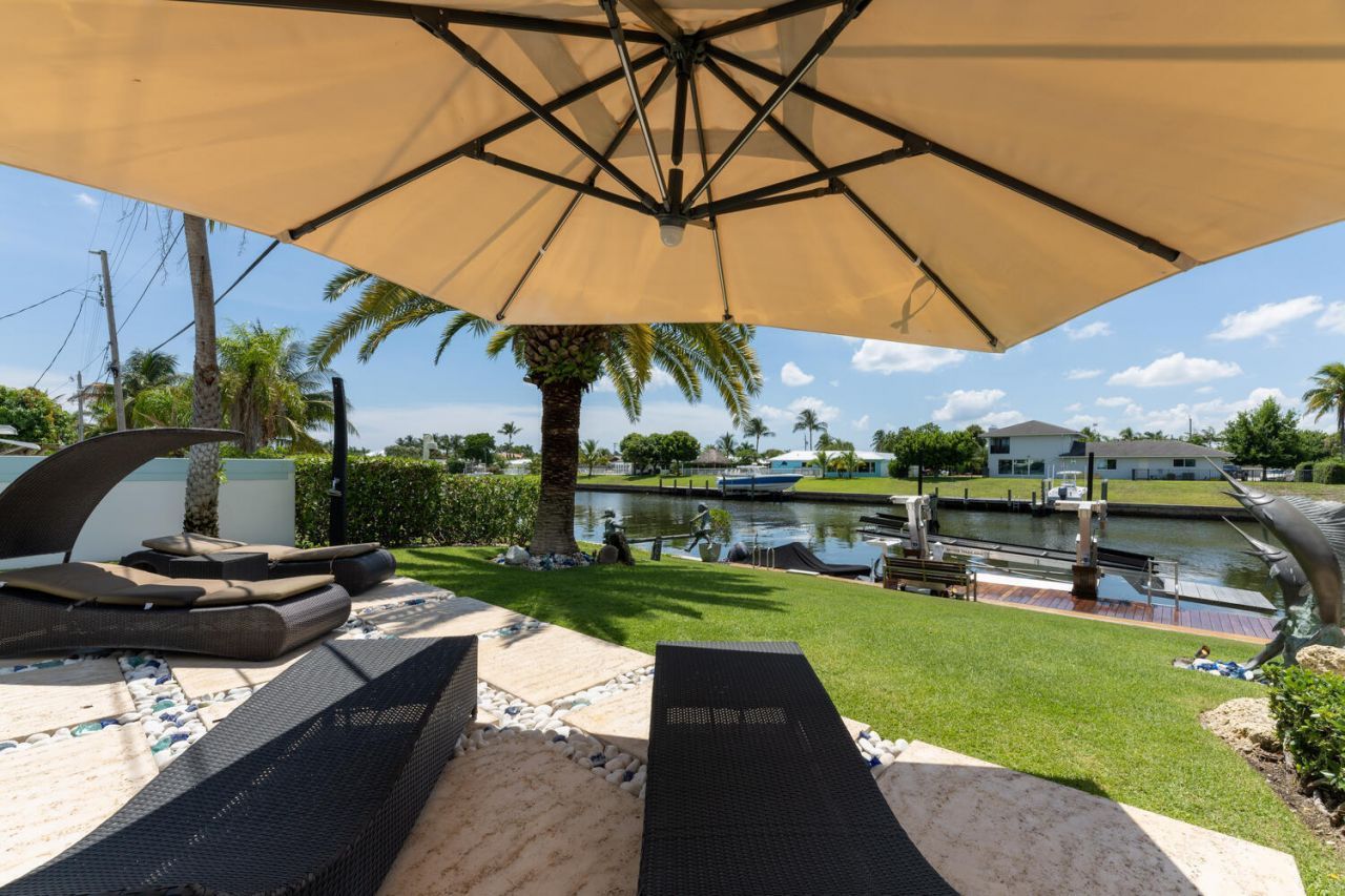 206 Arlington Road, West Palm Beach, FL 33405 Photo