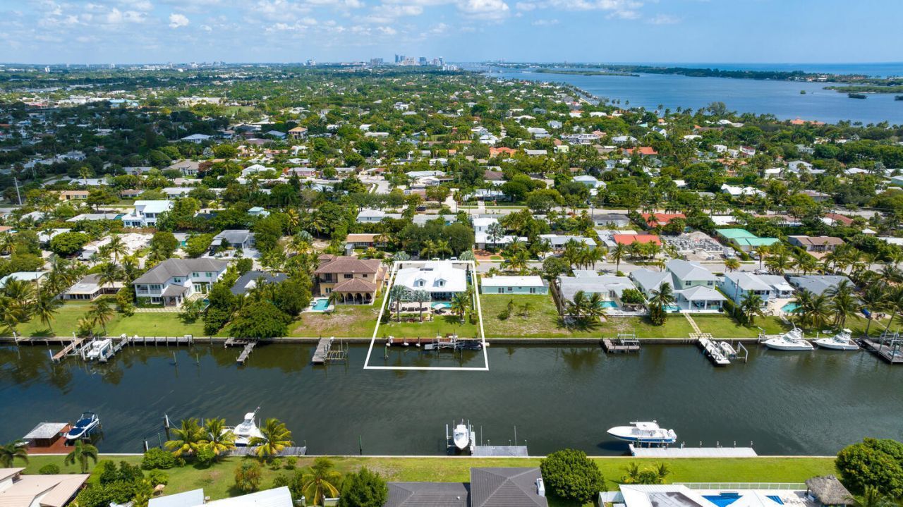 206 Arlington Road, West Palm Beach, FL 33405 Photo