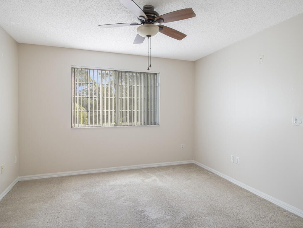 500 Crestwood Court N, Unit 506, Royal Palm Beach, FL 33411 Photo