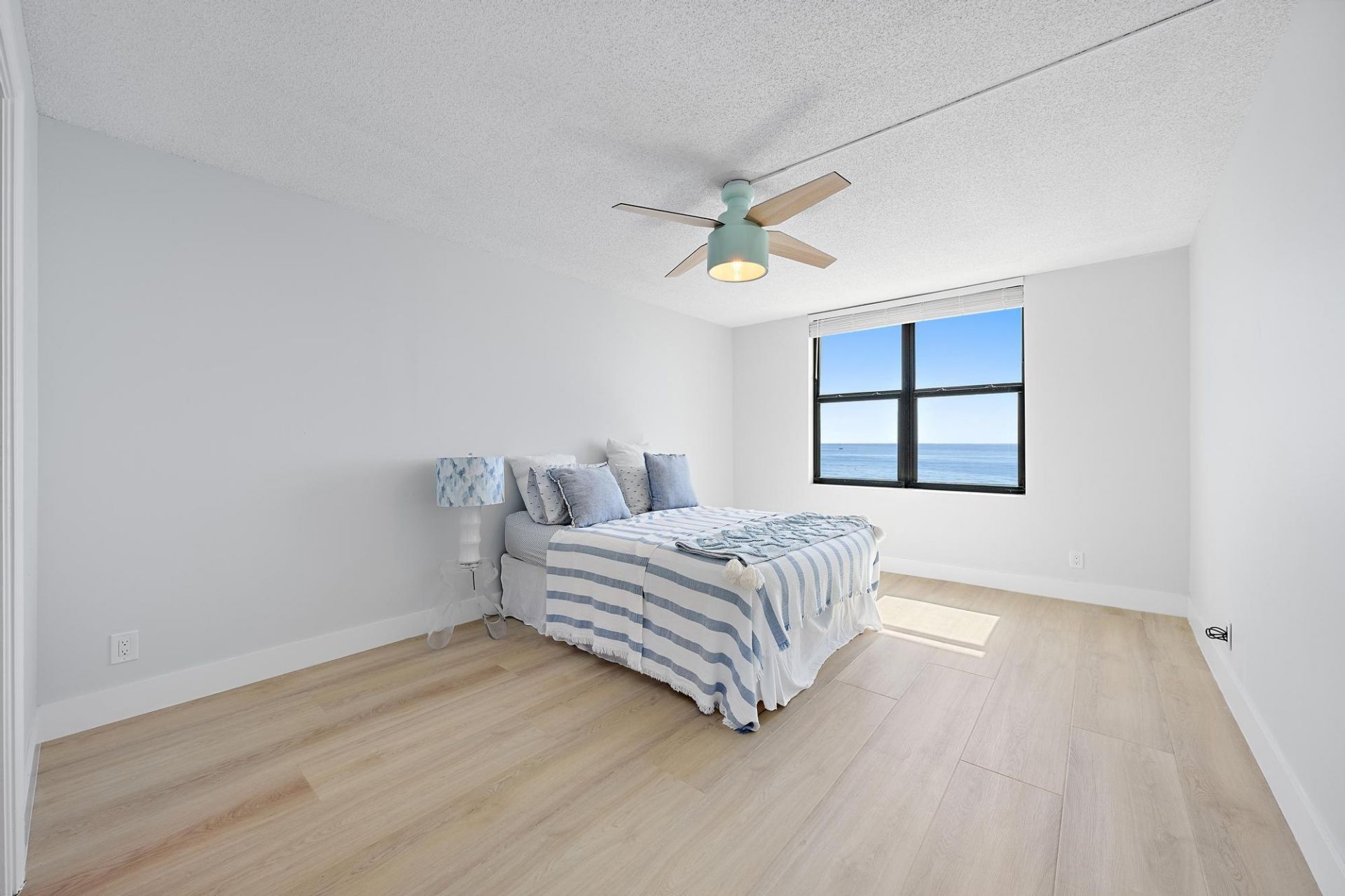 5480 N Ocean Drive, Unit A5B, Singer Island, FL 33404 Photo