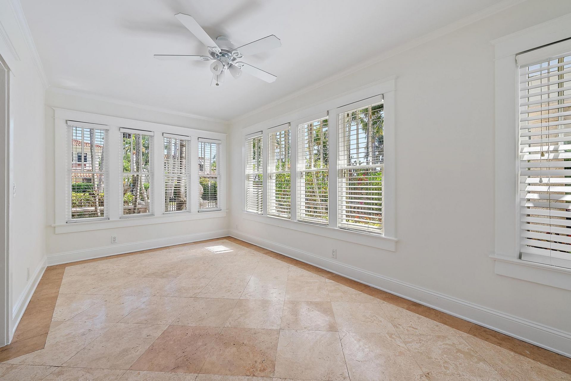 228 9th Street, West Palm Beach, FL 33401 Photo