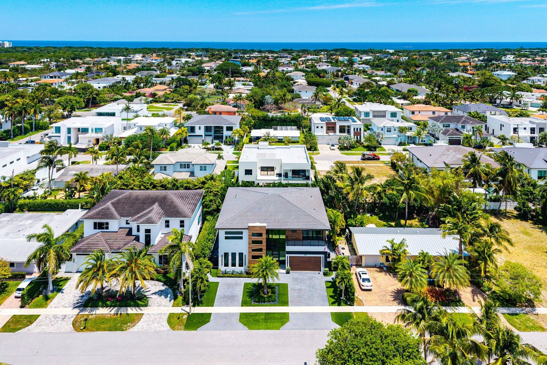 1030 NE 2nd Terrace, Boca Raton, FL 33432 Photo