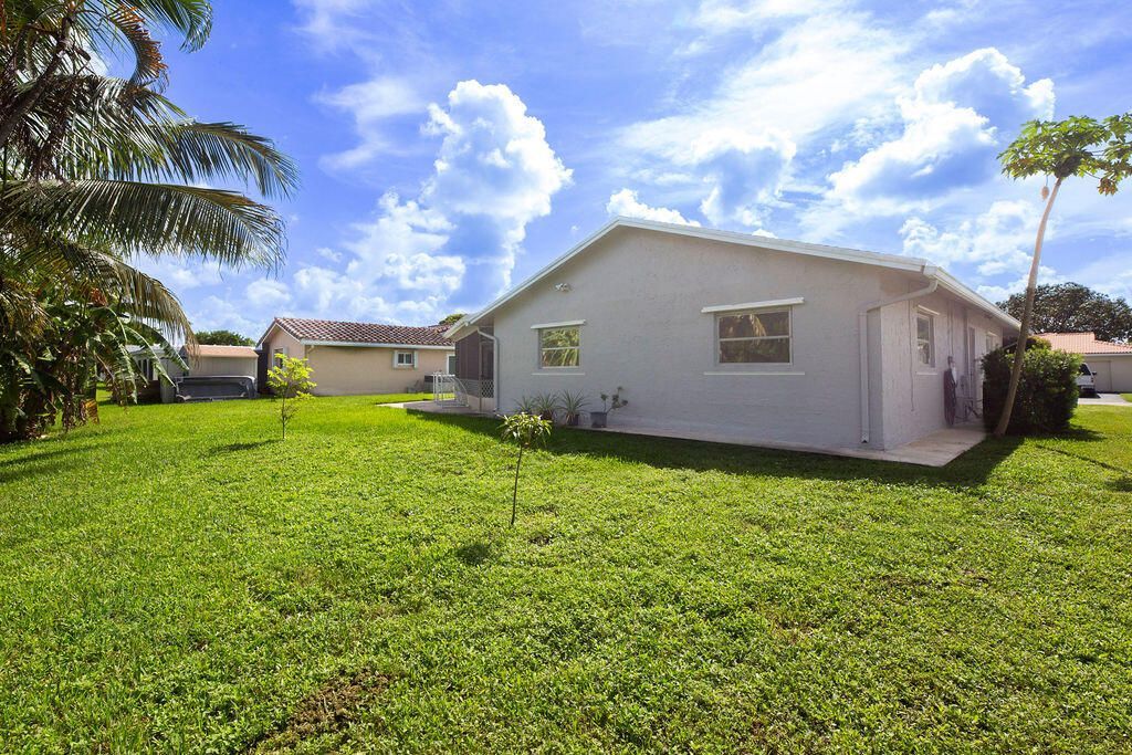 9411 NW 74th Place, Tamarac, FL 33321 Photo