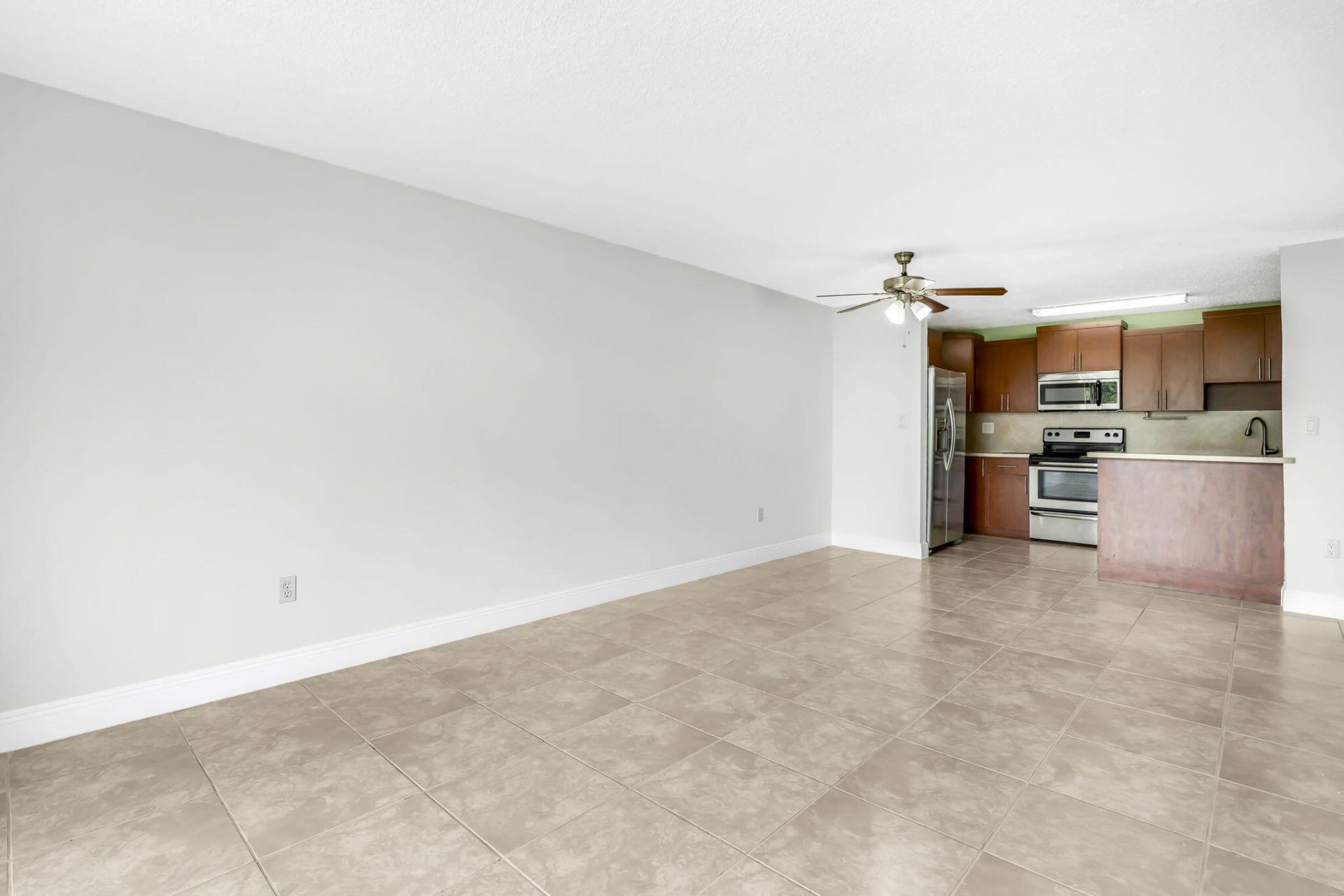 1805 E Sans Souci Boulevard, Unit 434, North Miami, FL 33181 Photo