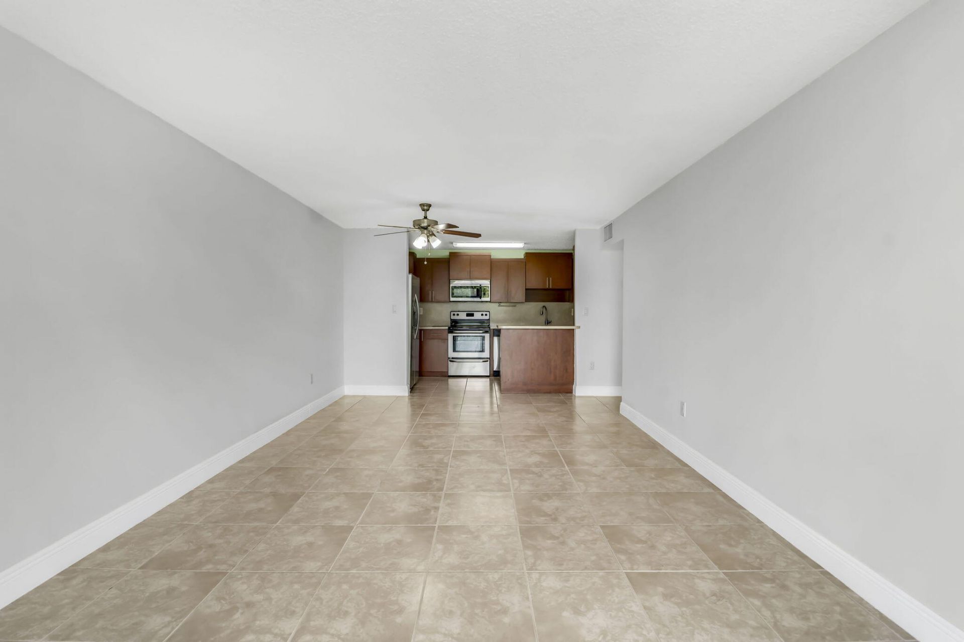 1805 E Sans Souci Boulevard, Unit 434, North Miami, FL 33181 Photo