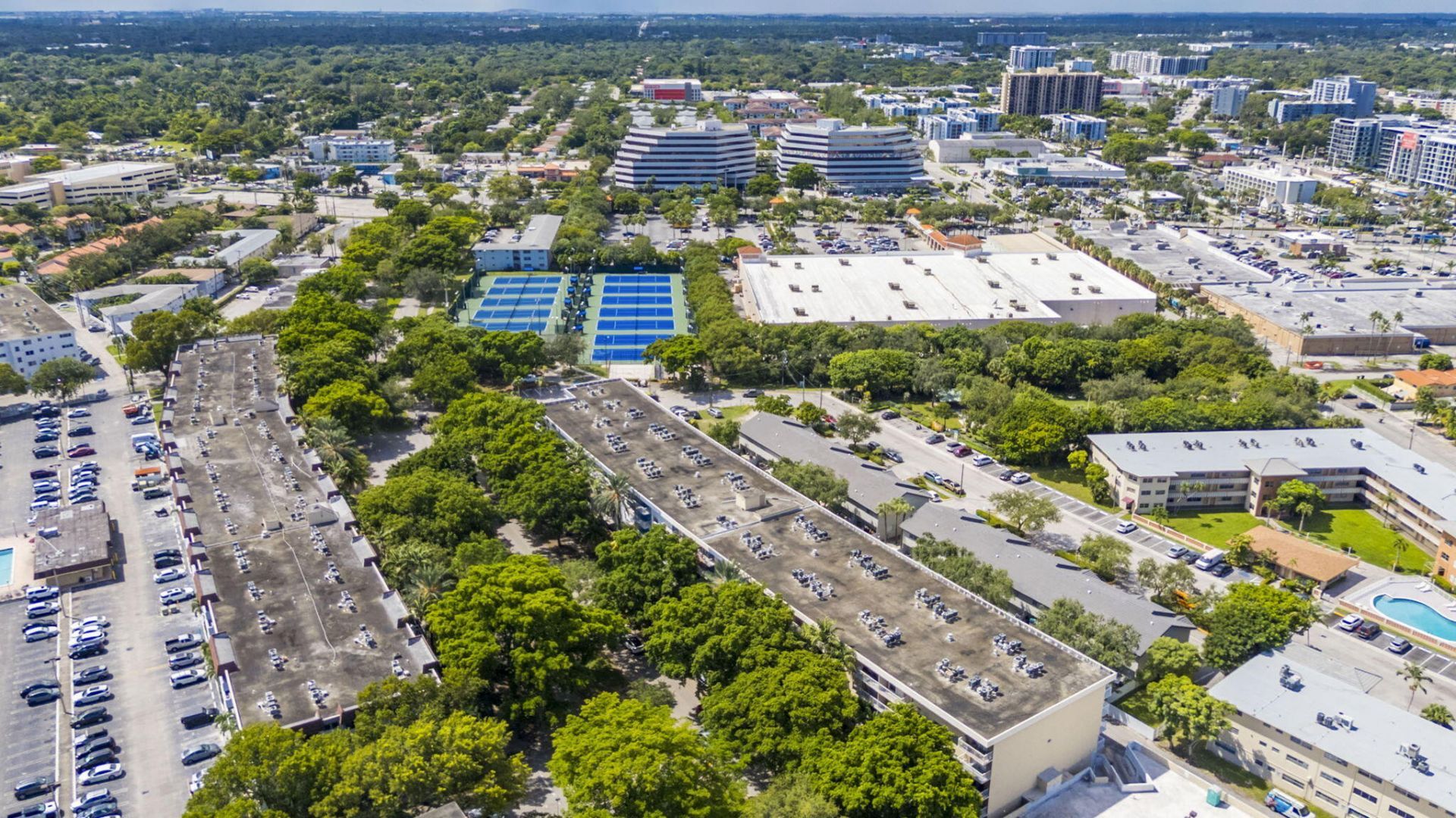 1805 E Sans Souci Boulevard, Unit 434, North Miami, FL 33181 Photo