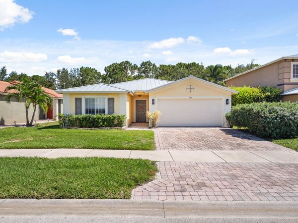 1924 SW JAMESPORT Drive, Port St. Lucie, FL 34953