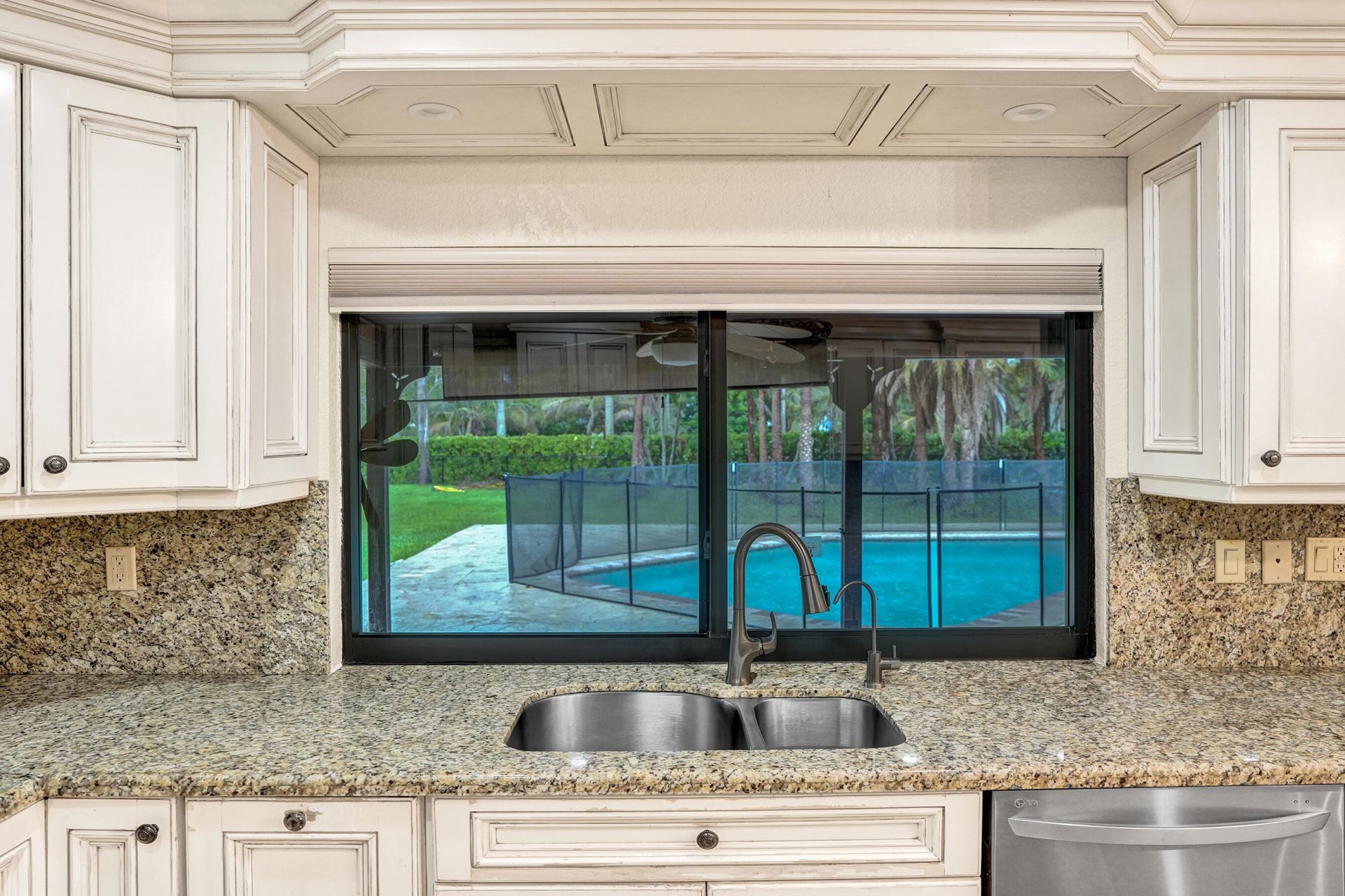7555 NW 82nd Terrace, Parkland, FL 33067 Photo