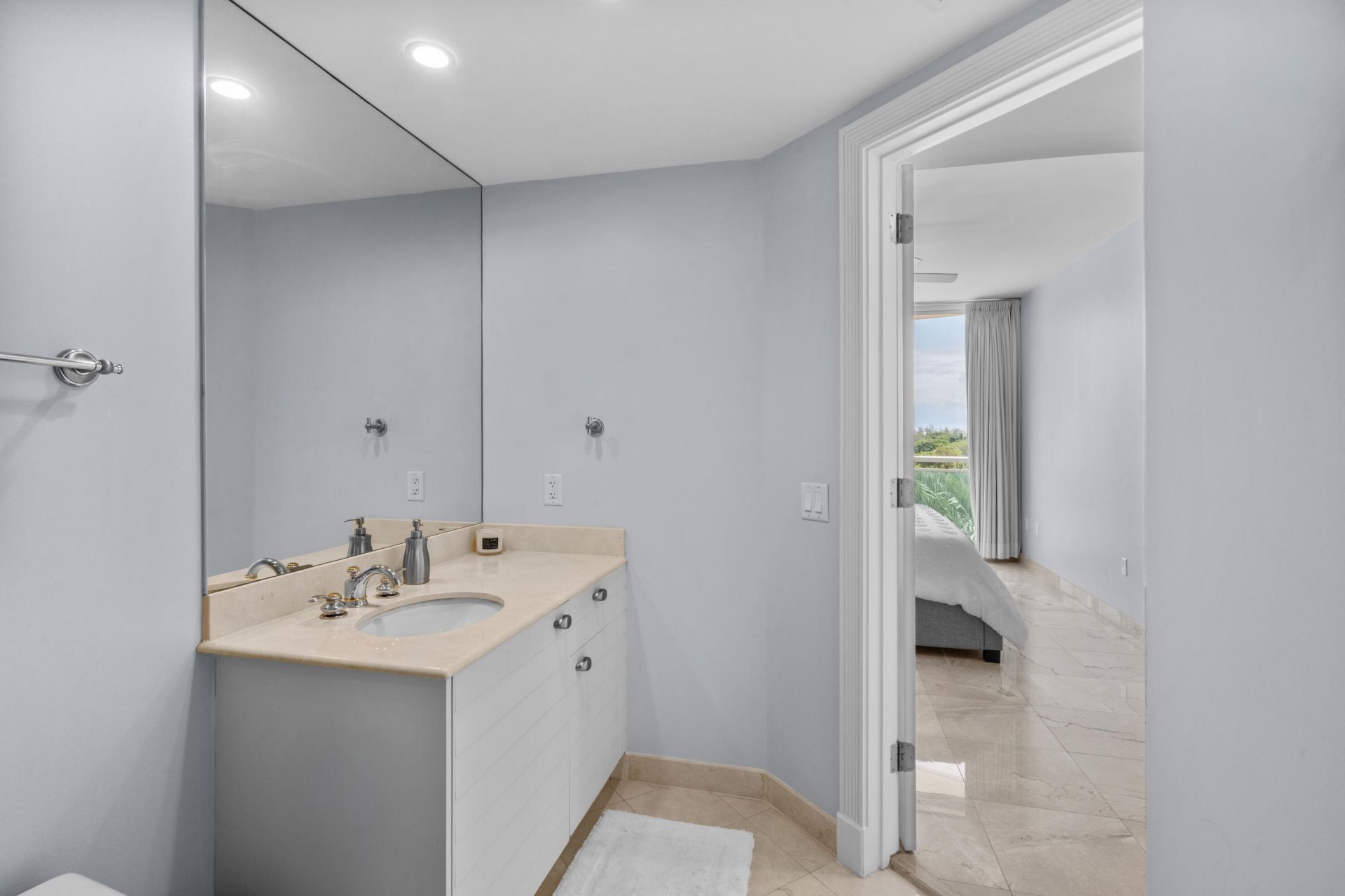 2845 NE 9th Street, Unit 601, Fort Lauderdale, FL 33304 Photo