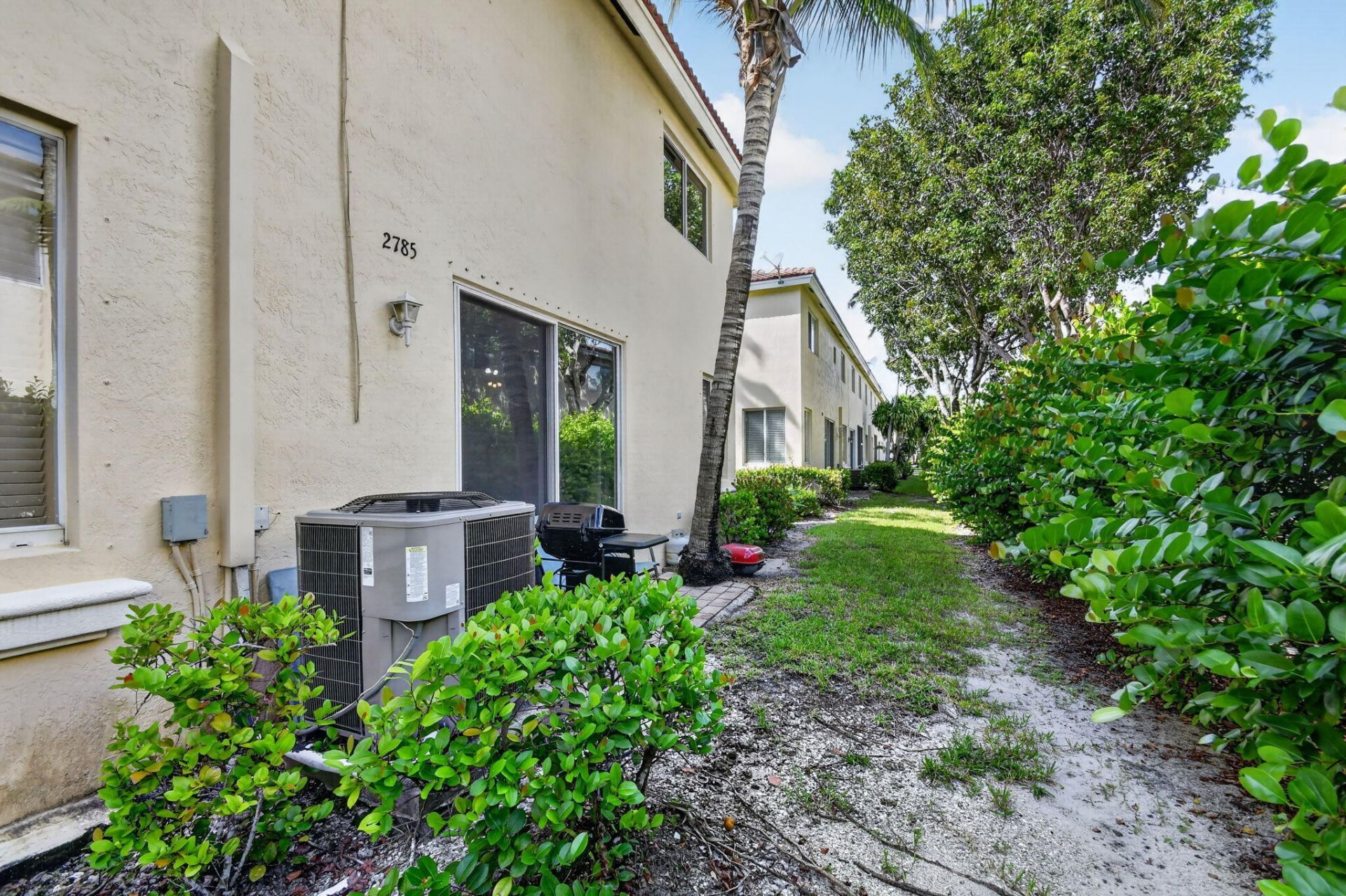 2785 S Evergreen Circle, Boynton Beach, FL 33426 Photo