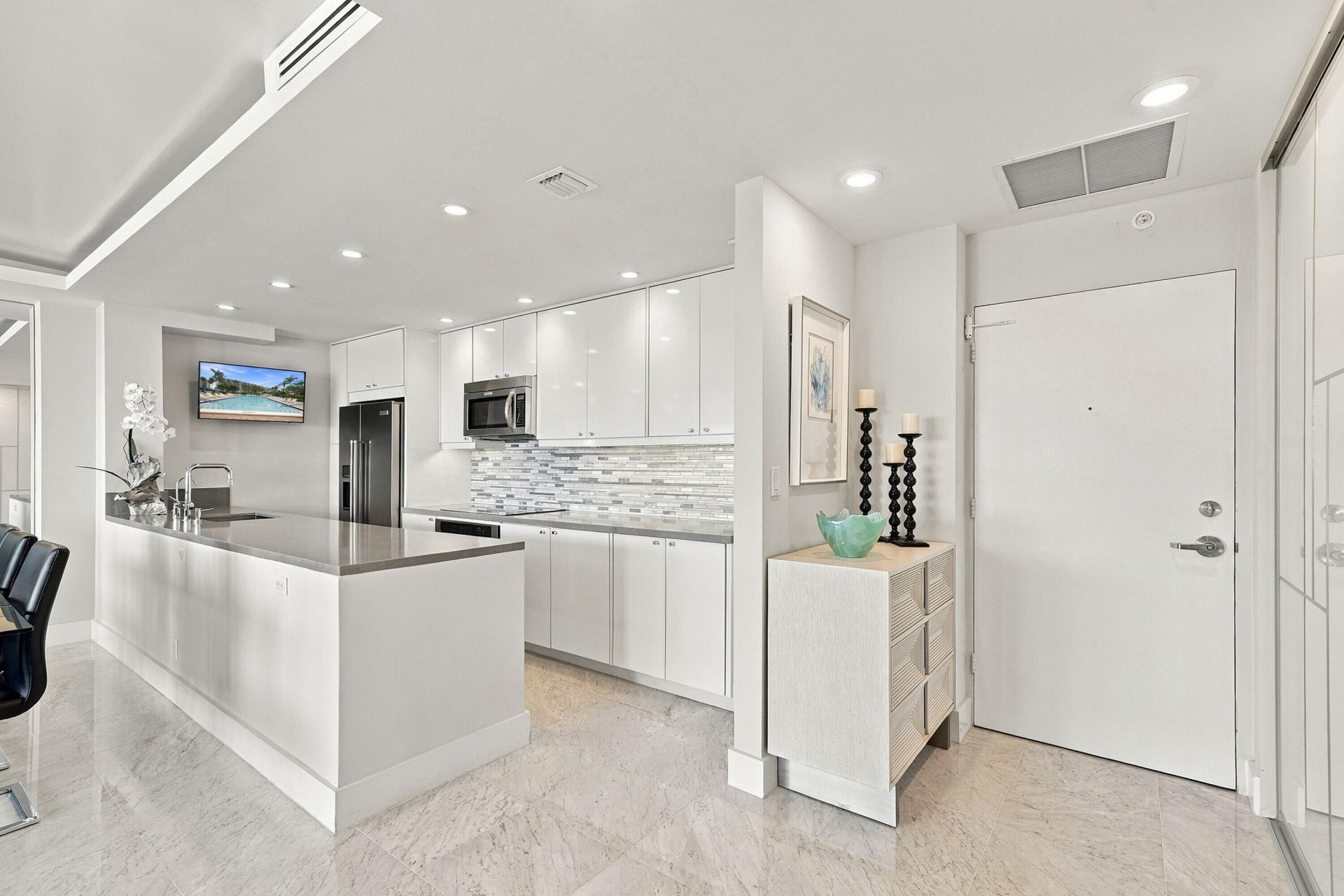 3300 NE 36th Street, Unit 1105, Fort Lauderdale, FL 33308 Photo