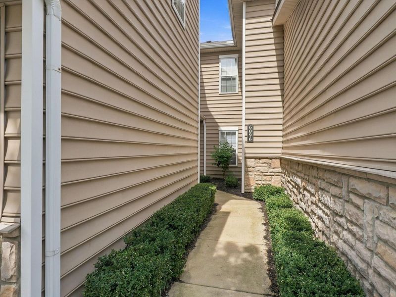 6096 Sowerby Lane, Westerville, OH 43081 Photo 3