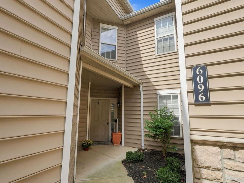 6096 Sowerby Lane, Westerville, OH 43081 Photo 4