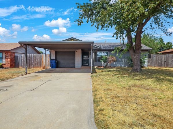 325 Maple Branch Way, Mustang, OK 73064