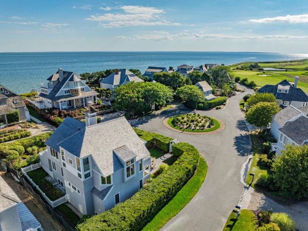 122 Shore Drive West, Mashpee, MA 02649