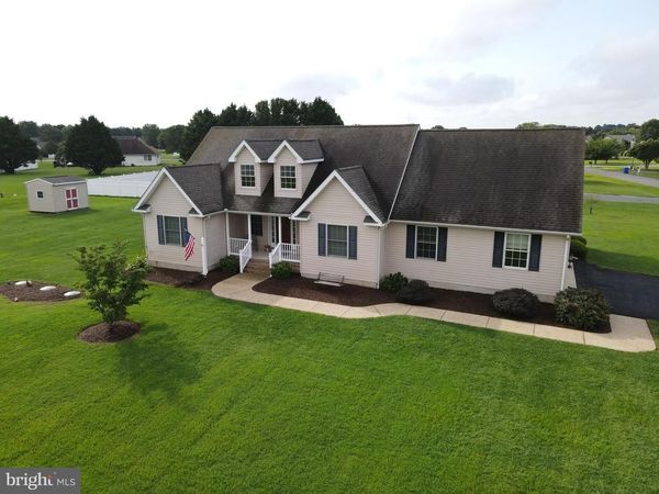 706 OVERBROOKE LANE, SEAFORD, DE 19973