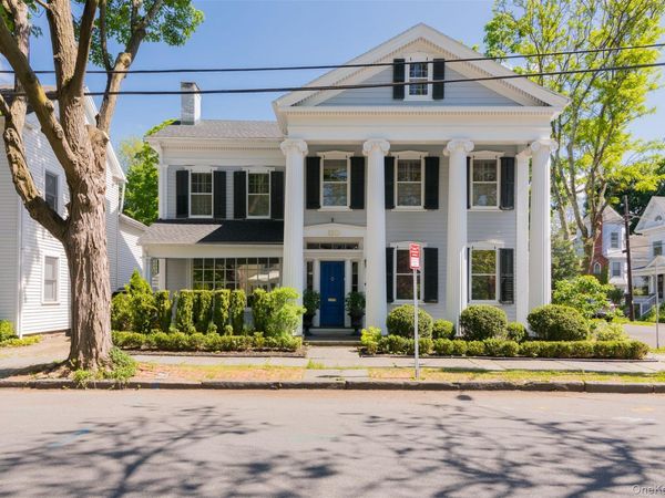 120 Saint James Street , Kingston, NY 12401