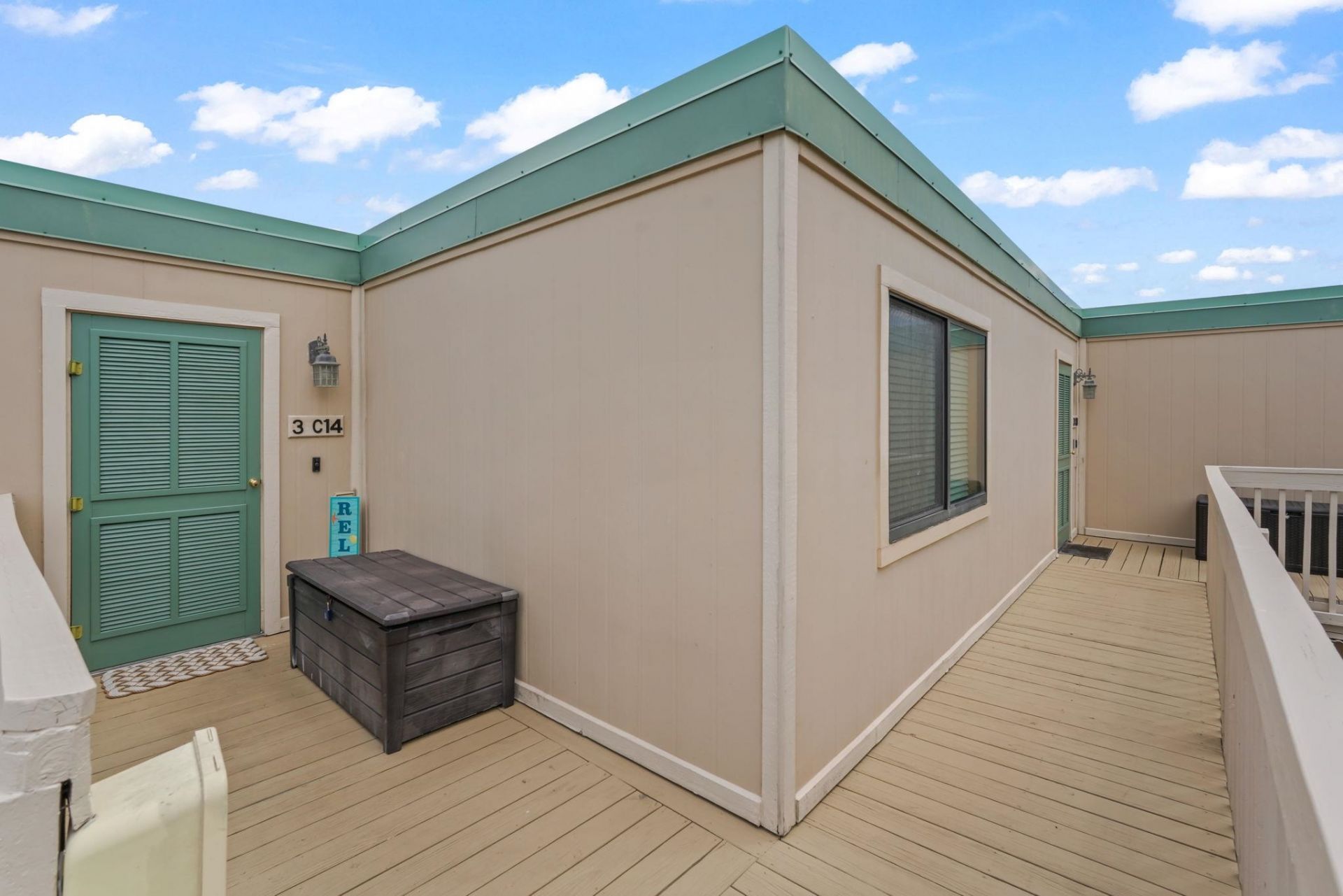 9661 Shore Dr. Photo 11