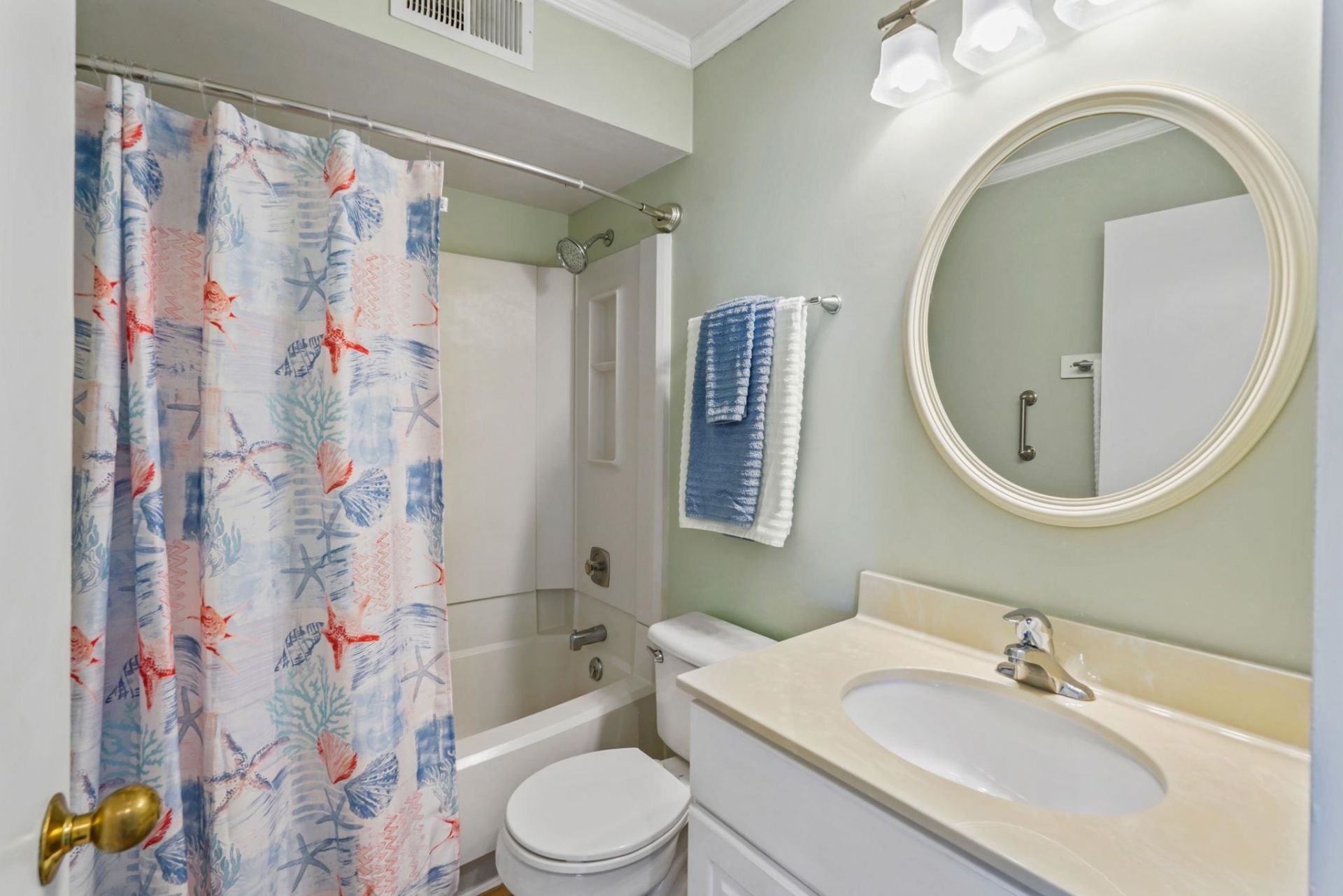 9661 Shore Dr. Photo 45