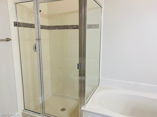 7944 Bristol Cir, Naples, FL 34120 Photo