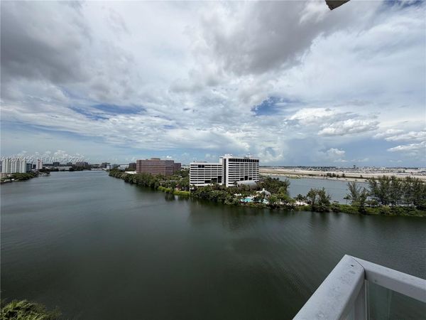 5077 NW 7th St, Unit 1202, Miami, FL 33126