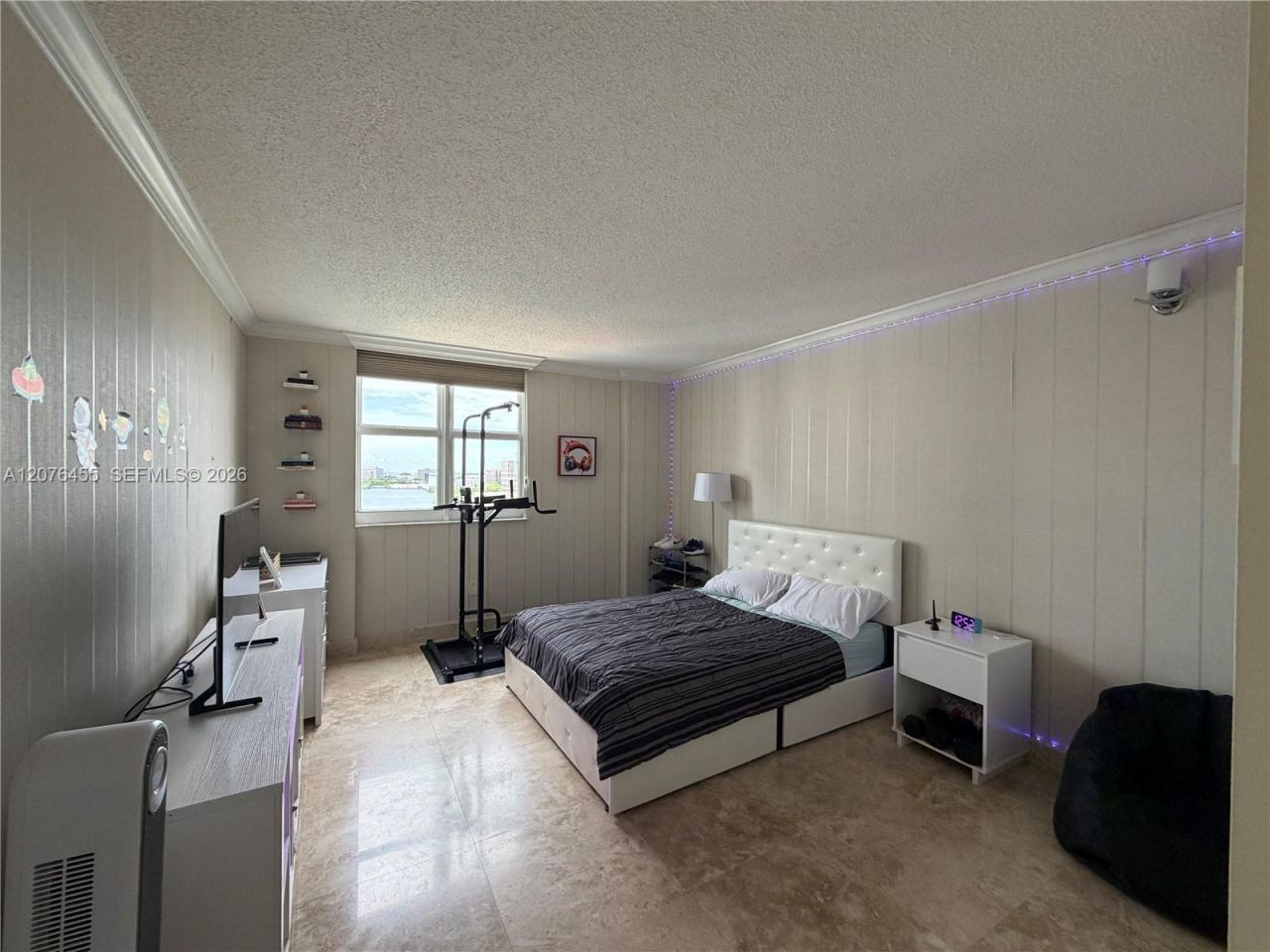 5077 NW 7th St, Unit 1202, Miami, FL 33126 Photo