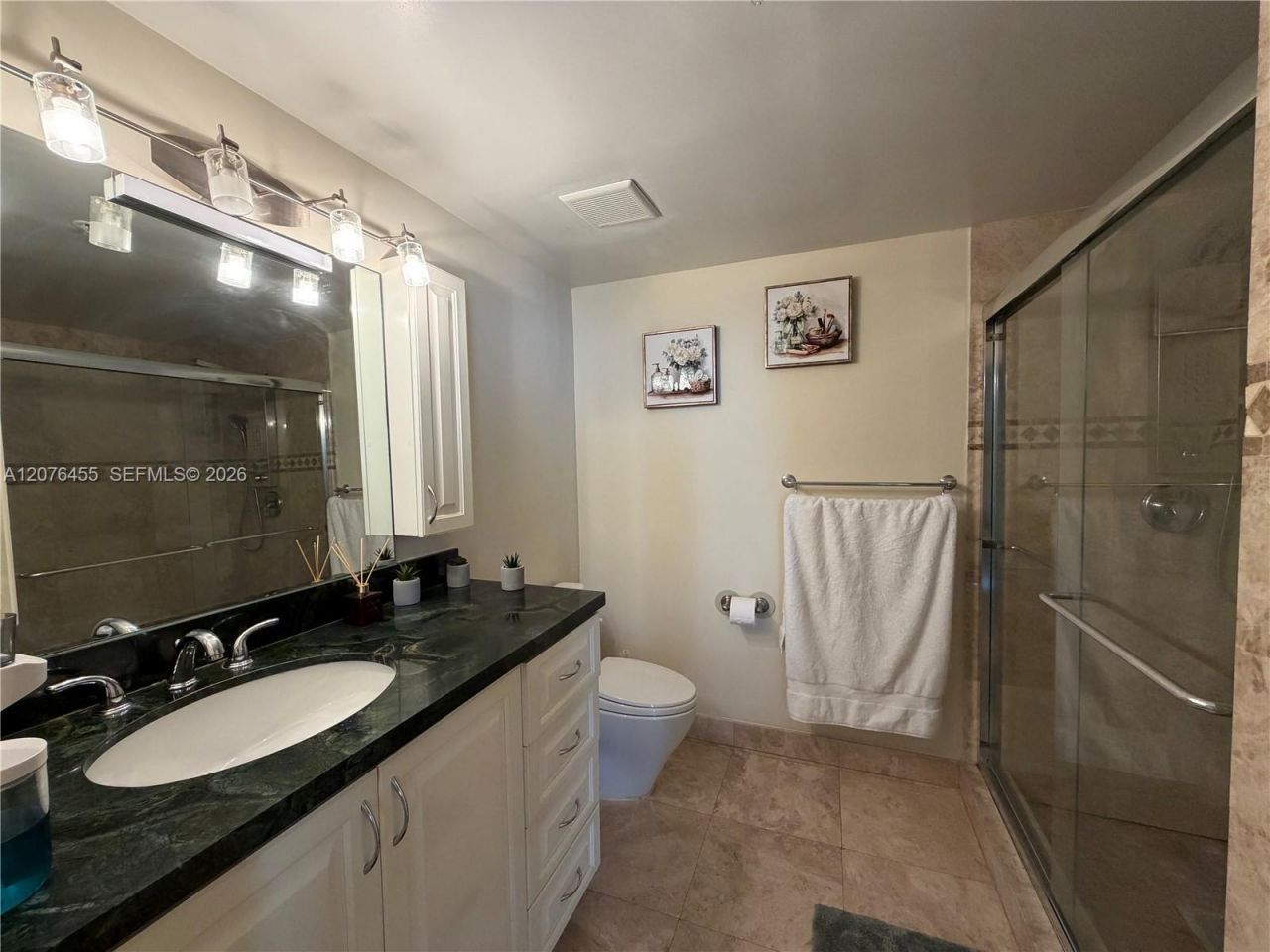 5077 NW 7th St, Unit 1202, Miami, FL 33126 Photo