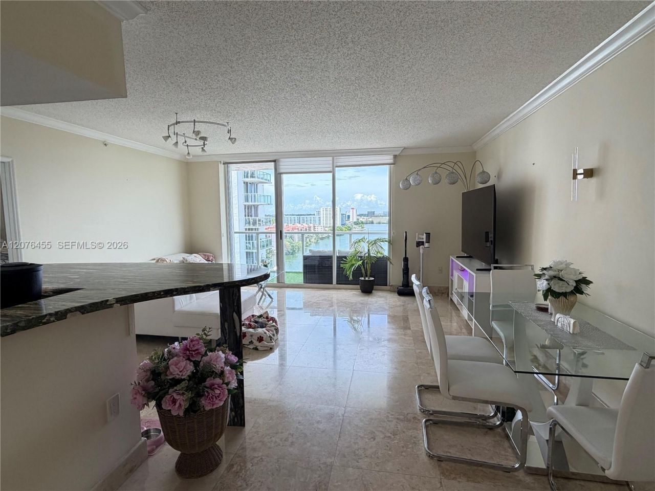 5077 NW 7th St, Unit 1202, Miami, FL 33126 Photo