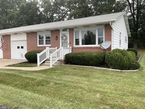 1711 Olive Ct, Ashland, OH 44805