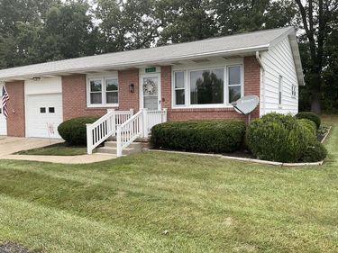1711 Olive Ct, Ashland, OH 44805