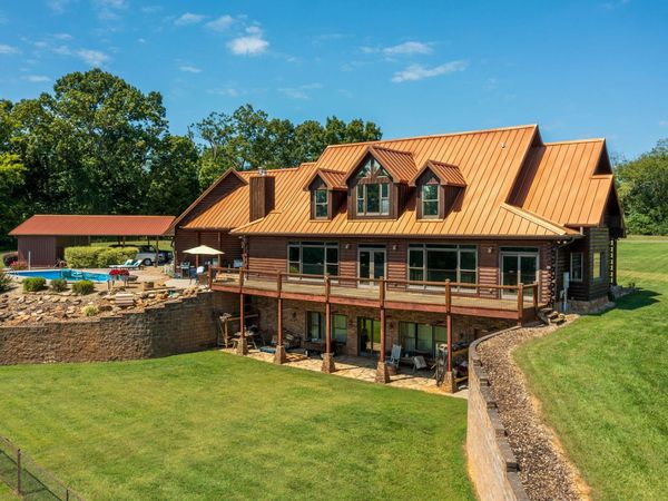 1689 W Highway 25-70, New Market, TN 37820