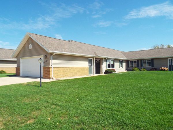 401 NE 15th Avenue #102, Sibley, IA 51249