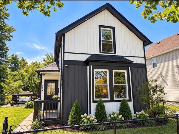 5811 Madison Avenue, Cleveland, OH 44102