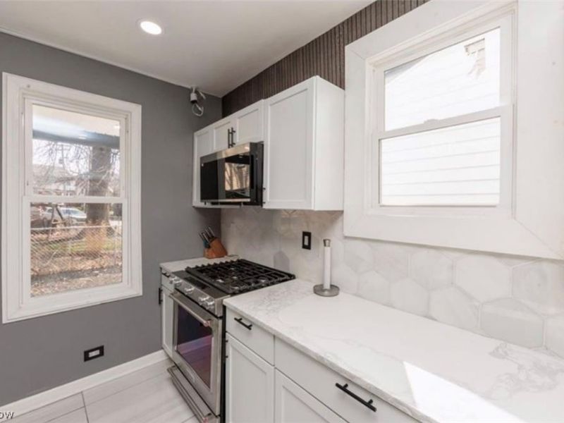 5811 Madison Avenue , Cleveland, OH 44102 Photo 20