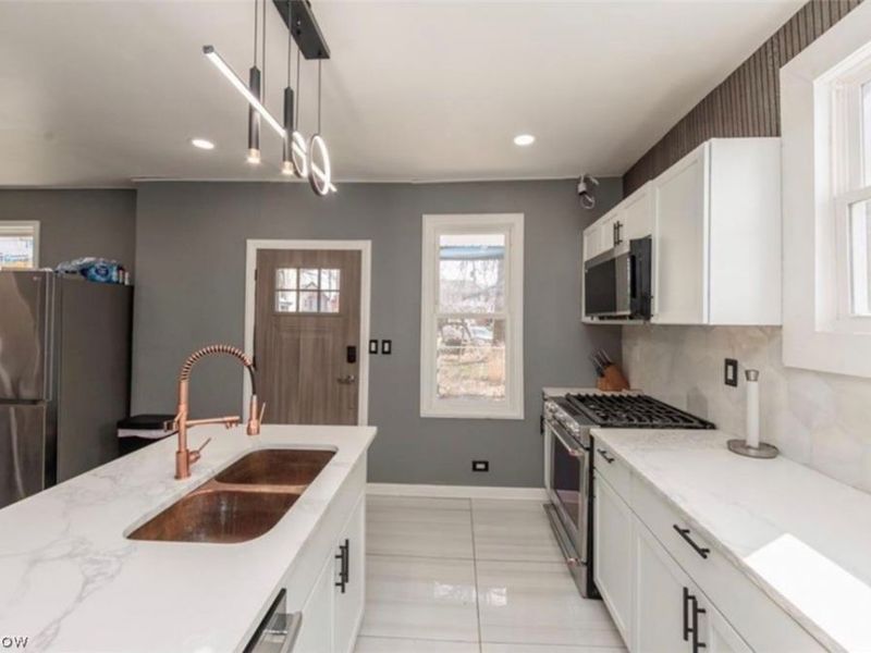 5811 Madison Avenue, Cleveland, OH 44102 Photo 25