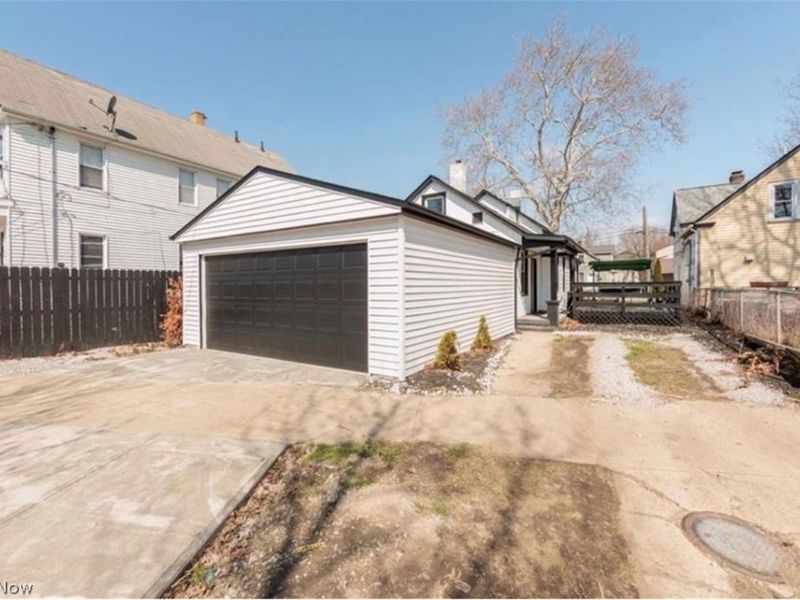 5811 Madison Avenue , Cleveland, OH 44102 Photo 5