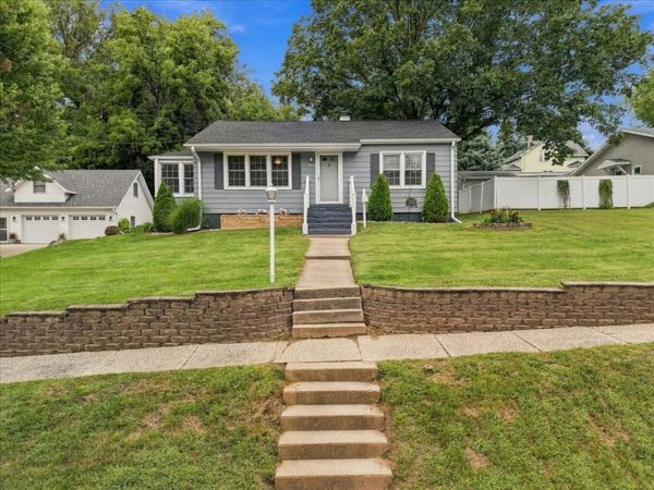 302 Towne Street, Morrison, IL 61270