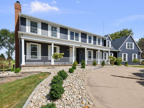 3220 Lundy Lane , Bettendorf, IA 52722