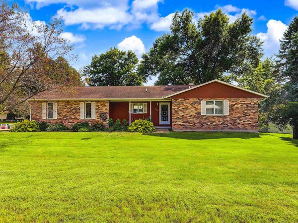 407 North Avenue, WARREN, IL 61087