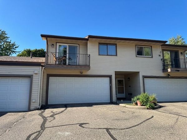 11012 Trail West Road, Bloomington, MN 55437