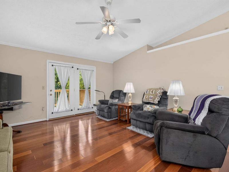 2359 Creedmore Court, Burlington, KY 41005 Photo 2