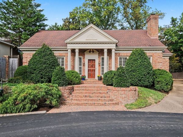 403 Charlesgate Ct, Nashville, TN 37215