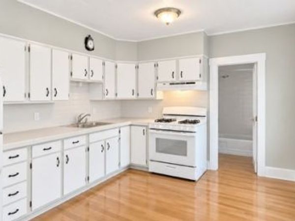 17 Sumner Avenue, Unit A, Wakefield, MA 01880